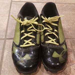 Youth Softball Cleats